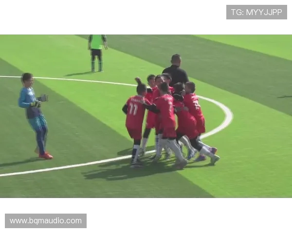 擅打逆风球的维拉英超三季落后抢回五十四分同期第一展现顽强韧性 擅打逆风球的维拉英超三季落后抢回五十四分同期第一展现顽强韧性